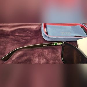 Gucci unisex sunglasses